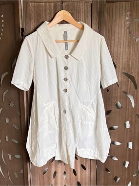 Lightweight White Short-Sleeve Button Front Mini Dress